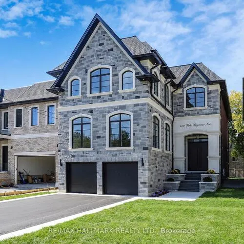 Premium freehold home for sale: 152, Olde Bayview, Oak Ridges Lake Wilcox, Richmond Hill