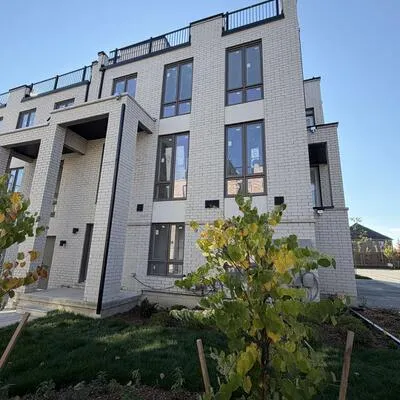 10,&nbsp;Bancroft, Jefferson, Richmond Hill