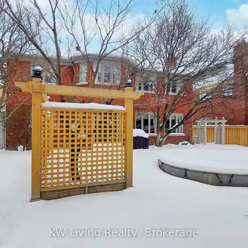 Premium freehold home for sale: 24, Highview, Bayview Hill, Richmond Hill