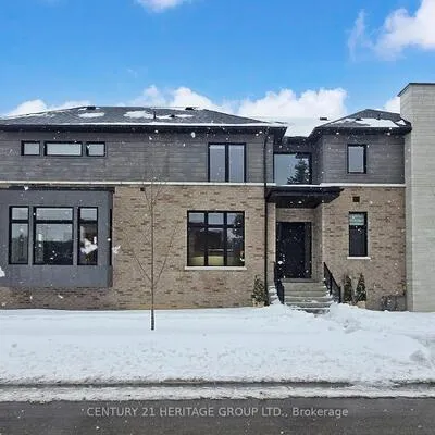 251,&nbsp;Oxford, Mill Pond, Richmond Hill