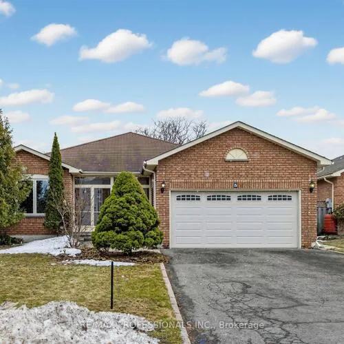 Premium freehold home for sale: 5, Coates, Oak Ridges Lake Wilcox, Richmond Hill