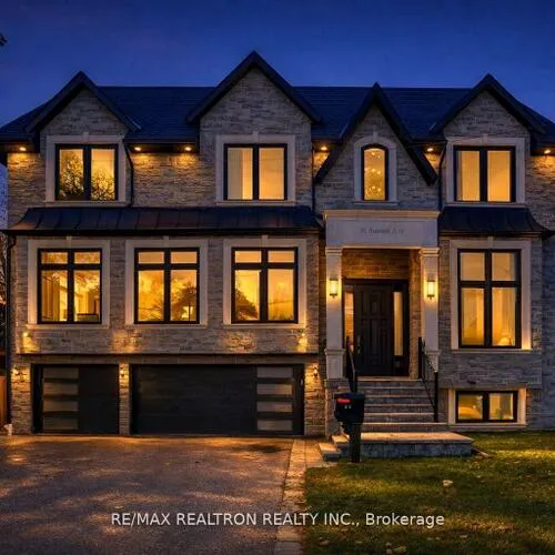 Premium freehold home for sale: 36, Sussex, Crosby, Richmond Hill