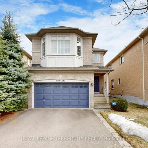 Premium freehold home for sale: 61, Quetico, Langstaff, Richmond Hill