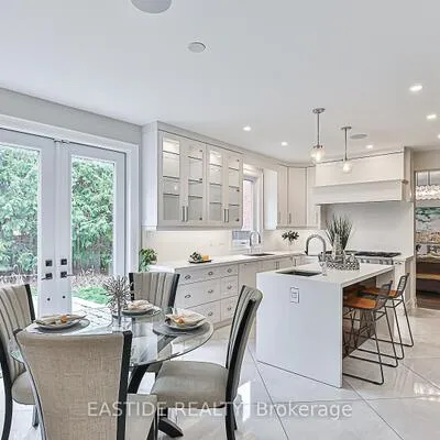 11,&nbsp;Gatcombe, Mill Pond, Richmond Hill