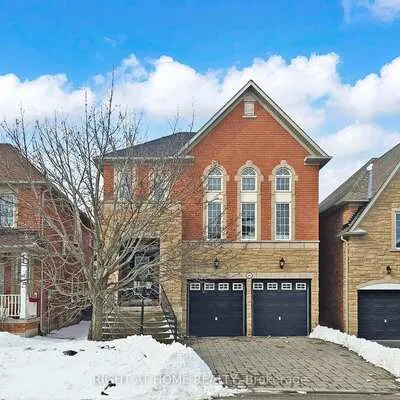 26,&nbsp;Carnoustie, Jefferson, Richmond Hill