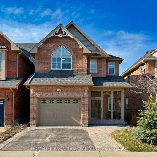 Premium freehold home for sale: 102, Antique, Oak Ridges Lake Wilcox, Richmond Hill