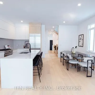 12,&nbsp;Imogene, Langstaff, Richmond Hill