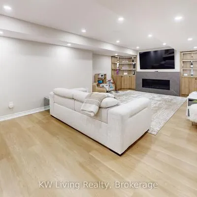 7,&nbsp;Kingmount, Bayview Hill, Richmond Hill