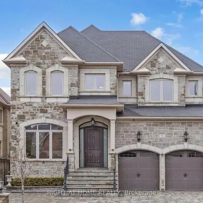 80,&nbsp;Puccini, Oak Ridges, Richmond Hill