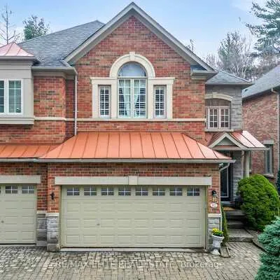112,&nbsp;Westbury, Westbrook, Richmond Hill