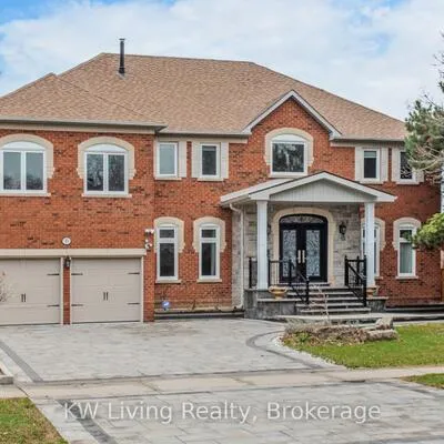 19,&nbsp;Spadina, Bayview Hill, Richmond Hill