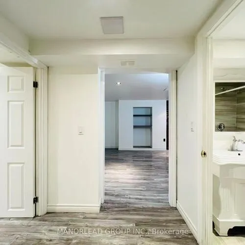 Premium freehold home for sale: 90, Rockport, Crosby, Richmond Hill