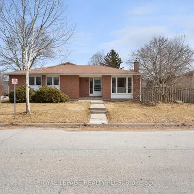 222,&nbsp;Centre, Mill Pond, Richmond Hill