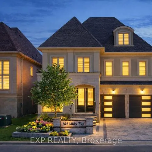 Premium freehold home for sale: 164, Milky Way, Observatory, Richmond Hill