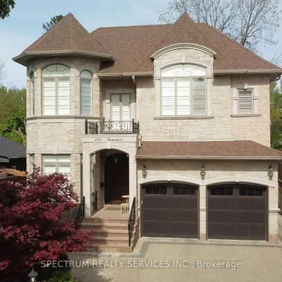 223,&nbsp;Lennox, Harding, Richmond Hill