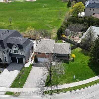 19,&nbsp;Claridge, South Richvale, Richmond Hill