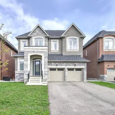 96,&nbsp;Bond, Oak Ridges, Richmond Hill