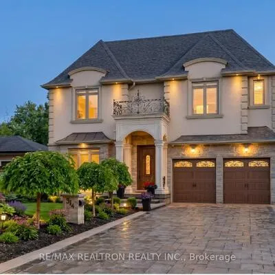 374,&nbsp;Elmwood, Harding, Richmond Hill