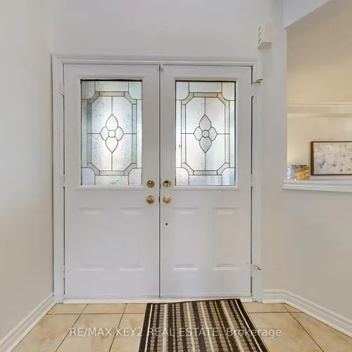 Premium freehold home for sale: 29, Woodhaven, Oak Ridges, Richmond Hill