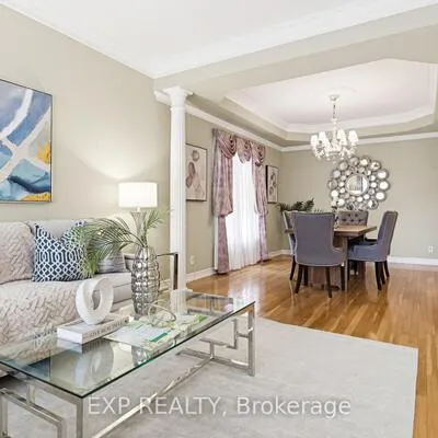 126,&nbsp;Carmela, Oak Ridges, Richmond Hill
