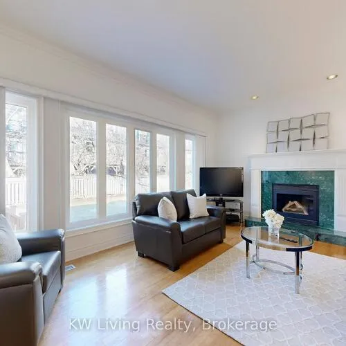 Premium freehold home for sale: 22A, Waltham, Doncrest, Richmond Hill