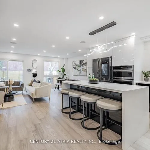 Premium freehold home for sale: 42, Coventry, Crosby, Richmond Hill