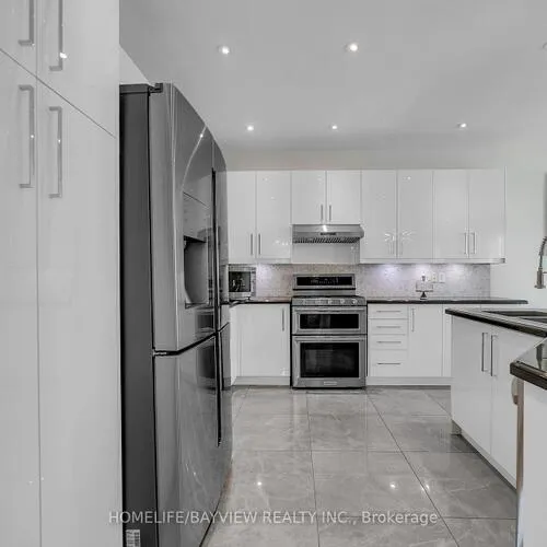 Premium freehold home for sale: 99, Red Cardinal, Oak Ridges, Richmond Hill
