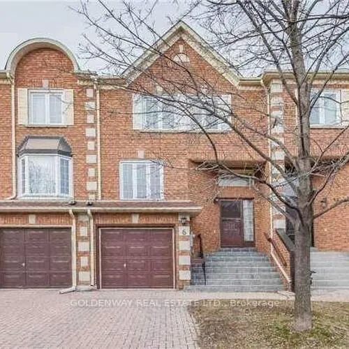 Premium freehold home for sale: 6, Royal Manor, Doncrest, Richmond Hill