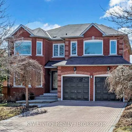 Premium freehold home for sale: 7, Kingmount, Bayview Hill, Richmond Hill