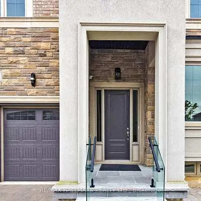 51A,&nbsp;Puccini, Oak Ridges, Richmond Hill