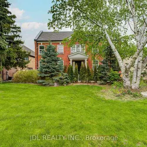Premium freehold home for sale: 22, Hillholm, Bayview Hill, Richmond Hill