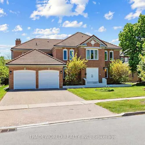 Premium freehold home for sale: 3, Ardwold, Bayview Hill, Richmond Hill