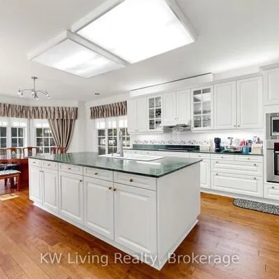 2,&nbsp;Cortina, Bayview Hill, Richmond Hill