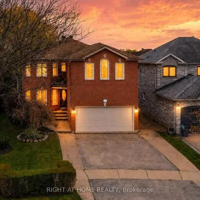 27,&nbsp;Crimson, North Richvale, Richmond Hill