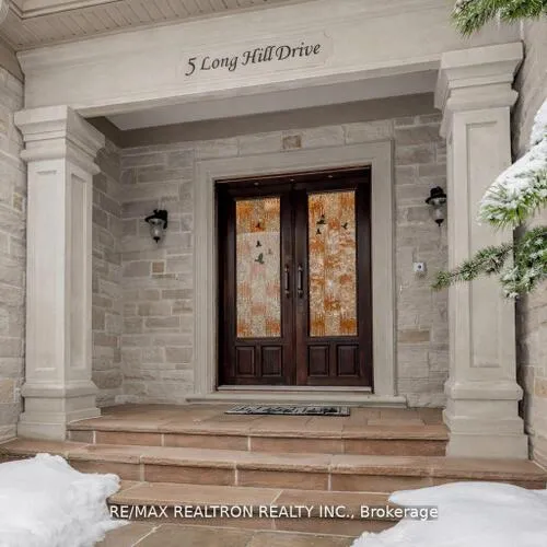 Premium freehold home for sale: 5, Long Hill, Jefferson, Richmond Hill