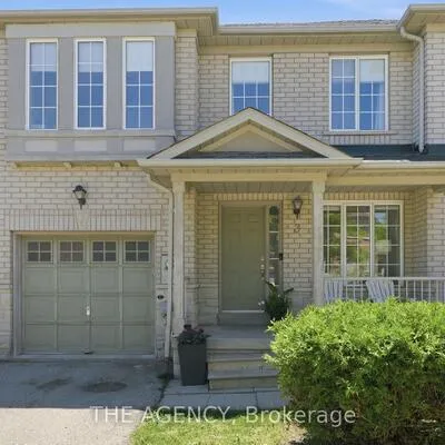 3,&nbsp;Waterton, Langstaff, Richmond Hill