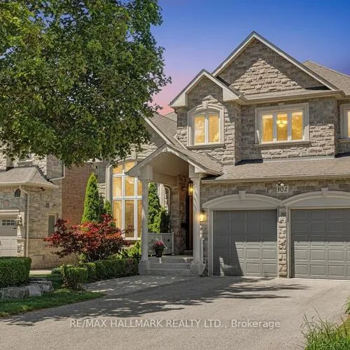 Premium freehold home for sale: 102, Duncan, Langstaff, Richmond Hill
