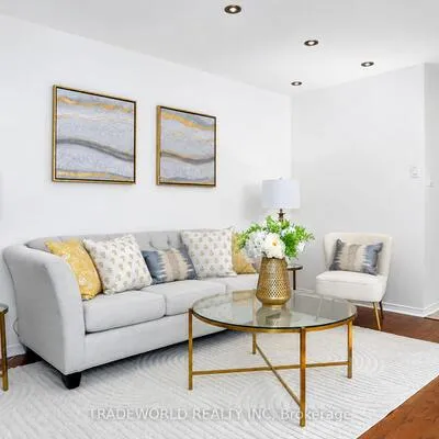 25,&nbsp;Bassett, Langstaff, Richmond Hill