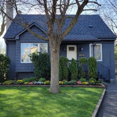 120,&nbsp;Pugsley, Crosby, Richmond Hill