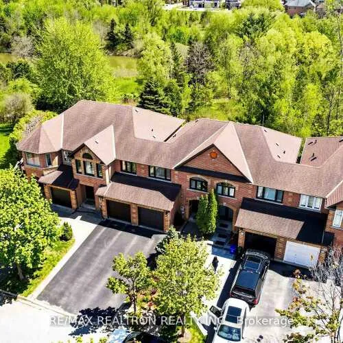 Premium freehold home for sale: 27, Mistleflower, Oak Ridges, Richmond Hill