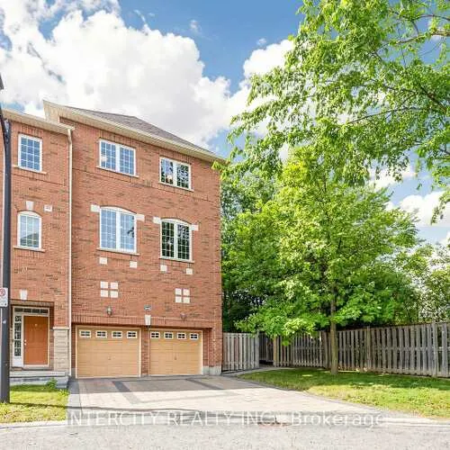 Premium freehold home for sale: 151, Silverwood, Devonsleigh, Richmond Hill