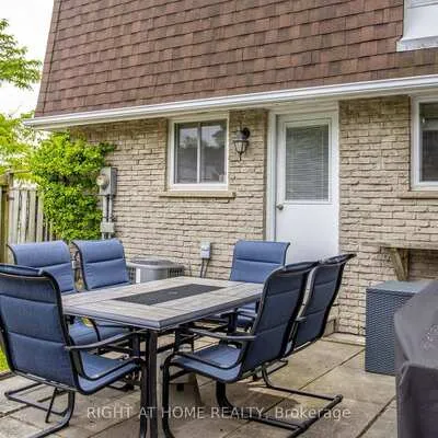 80,&nbsp;Lillooet, North Richvale, Richmond Hill
