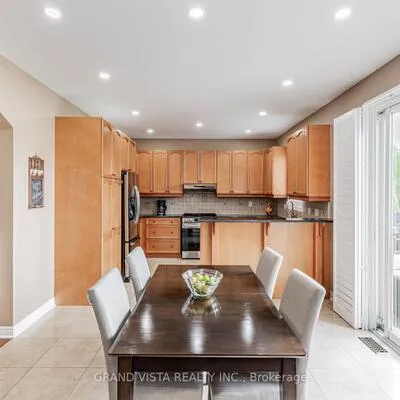 31,&nbsp;Routledge, Oak Ridges, Richmond Hill