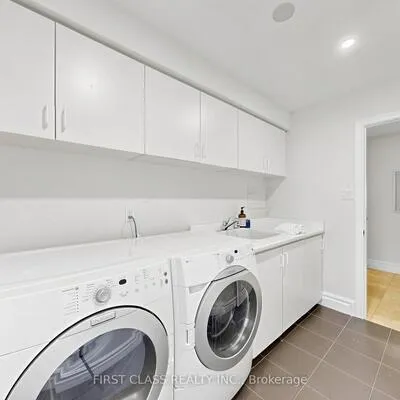 9,&nbsp;Westpoint, Bayview Hill, Richmond Hill