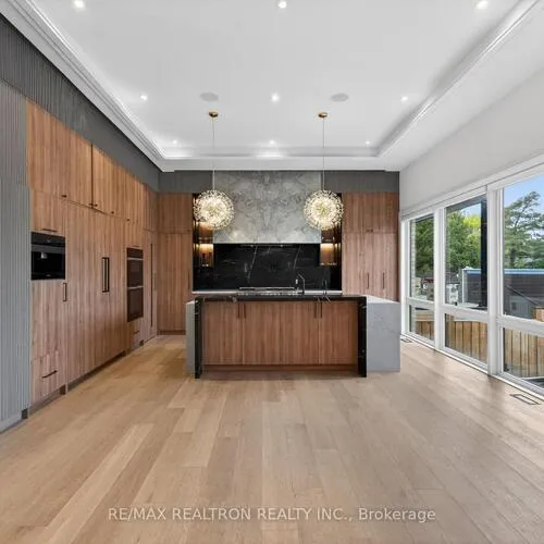 Premium freehold home for sale: 116, OAK, South Richvale, Richmond Hill