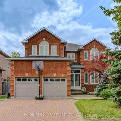 101,&nbsp;Clarendon, Bayview Hill, Richmond Hill