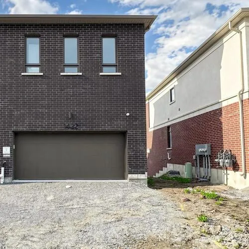 Premium freehold home for sale: 1422, 19th, Rural Richmond Hill, Richmond Hill