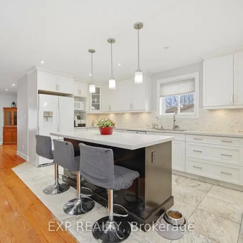 Premium freehold home for sale: 274, Demaine, Crosby, Richmond Hill