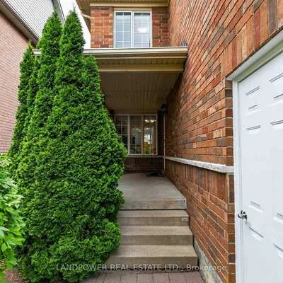 126,&nbsp;Rideau, Langstaff, Richmond Hill