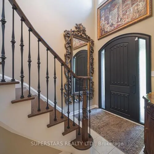 Premium freehold home for sale: 166, Worthington, Oak Ridges Lake Wilcox, Richmond Hill